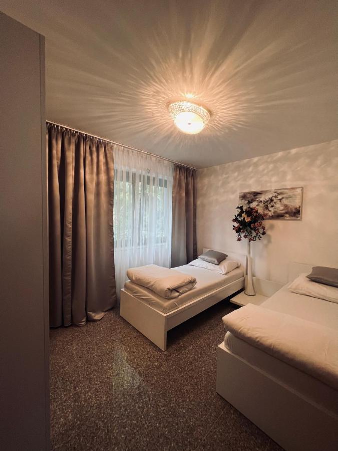 Koliba Apartments 2 Bratislava Luaran gambar